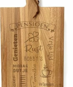 Goedkoopste ???? SandD-art Stoer Landelijk Snijplankje-hapjesplankje Met Tekst Gravure PENSIOEN. Cadeau Pensioen. Het Formaat Is 20x30cm Excl. Handvat ????
