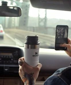 Promo ???? Stanley PMI Stanley The Trigger-Action Travel Mug 0,25L - Thermosfles - Wine ???? 15 Promo ???? Stanley PMI Stanley The Trigger-Action Travel Mug 0,25L - Thermosfles - Wine ???? -Bourgogne Shop 550x365