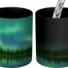 Goedkoop ???? OneMillionMugs Magische Mok - Foto Op Warmte Mokken - Koffiemok - Noorderlicht - Bomen - Water - Alaska - Magic Mok - Beker - 350 ML - Theemok - Sinterklaas Decoratie - Uitdeelcadeautjes Voor Kinderen - Schoencadeautjes Sinterklaas ✨