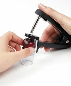 Uitgang ???? OXO Good Grips Kersen- & Olijfontpitter ✨ -Bourgogne Shop 550x368 9