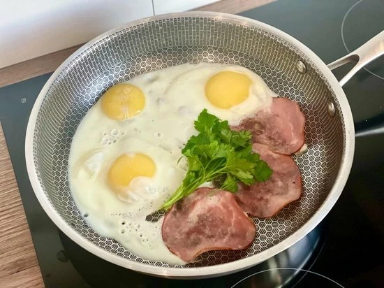 Uitgang ✨ MONOO Luxe Honingraat Wokpan Met Deksel - 32cm - Inductie - Compound Steel Wok ???? 6 Uitgang ✨ MONOO Luxe Honingraat Wokpan Met Deksel - 32cm - Inductie - Compound Steel Wok ???? - Afbeelding 6