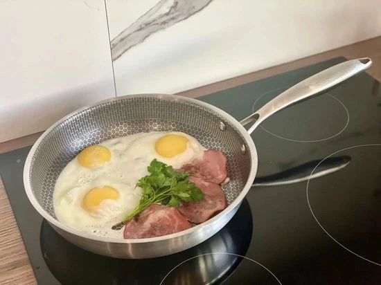 Uitgang ✨ MONOO Luxe Honingraat Wokpan Met Deksel - 32cm - Inductie - Compound Steel Wok ???? 12 Uitgang ✨ MONOO Luxe Honingraat Wokpan Met Deksel - 32cm - Inductie - Compound Steel Wok ???? - Afbeelding 12