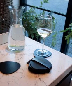 Uitgang ???? Brute Strength - Onderzetters Voor Glazen - Leer - Zwart - Semi Rond - 10 Stuks ???? -Bourgogne Shop 550x487 2