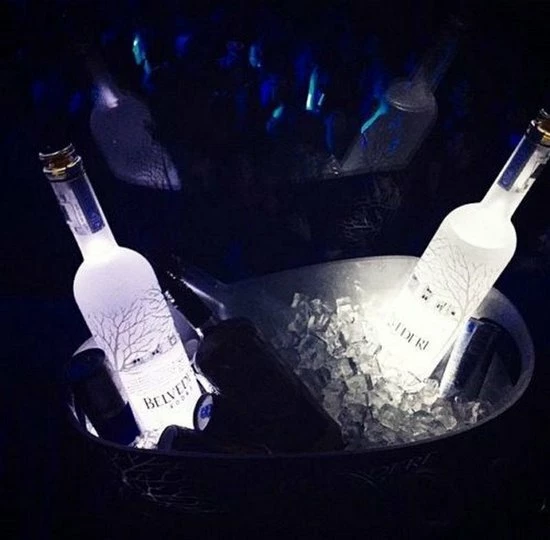 Goedkoopste ???? Mancave Supply LED Onderzetter - Bottle Light - Fles Licht - Glas Verlichting (2 Stuks) ???? 1 Goedkoopste ???? Mancave Supply LED Onderzetter - Bottle Light - Fles Licht - Glas Verlichting (2 Stuks) ????