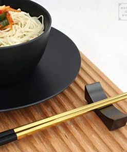 Hete verkoop ✨ House Of Husk Chopsticks Set - Koreaanse Eetstokjes - Vaatwasserbestendig - RVS - 5 Paar - Duo Tone - Zwart Goud ???? -Bourgogne Shop 550x550 995